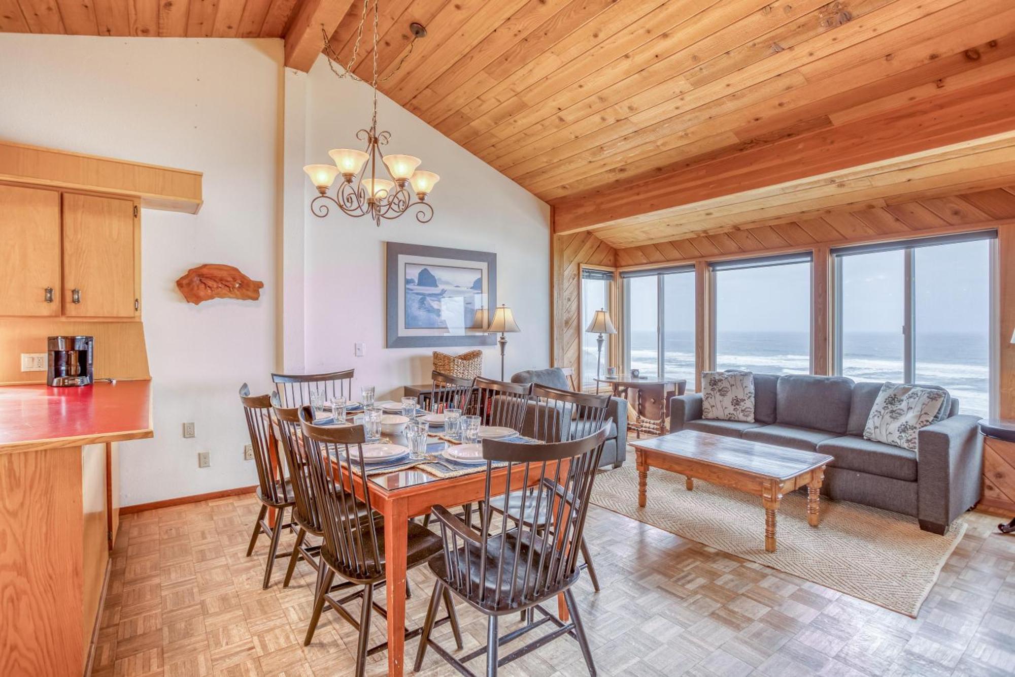 Above The Beach Lincoln City Exterior foto