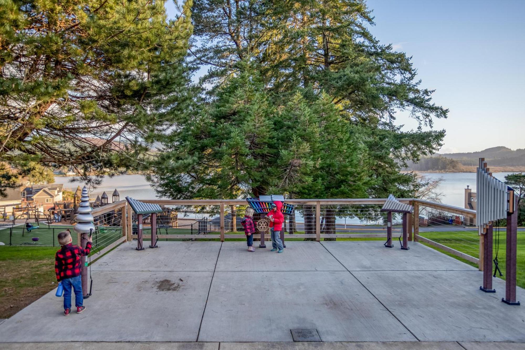 Above The Beach Lincoln City Exterior foto